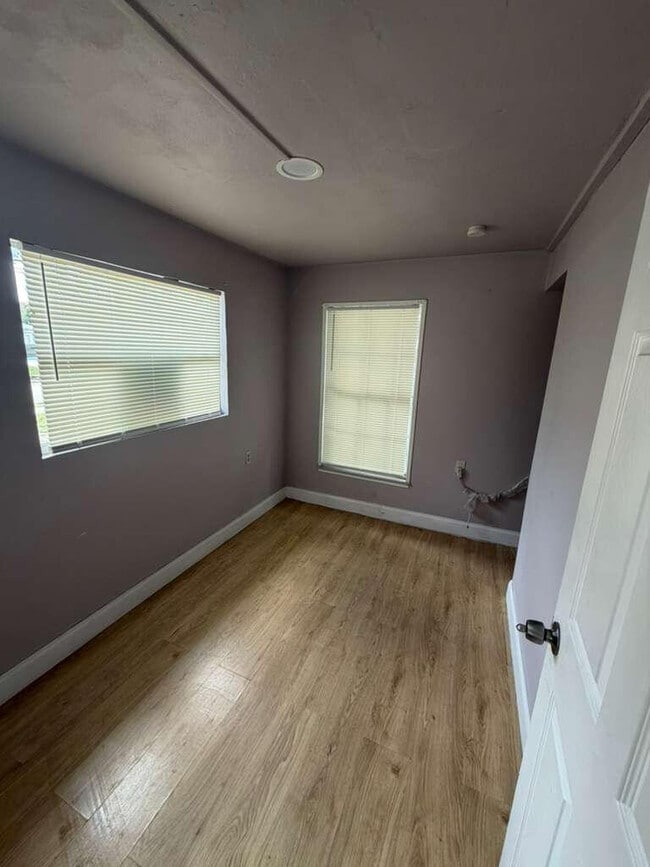 Photo - 205 N 22nd St
