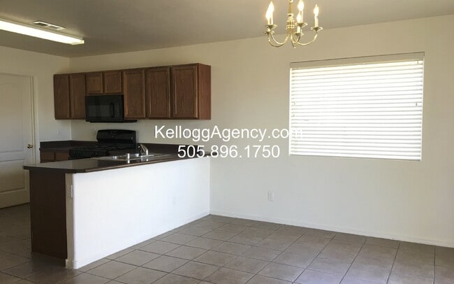 2 Story / 4BR / Ventana Ranch West