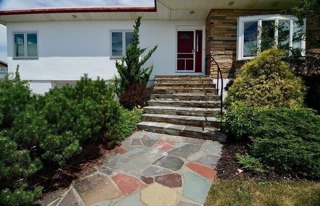 Photo - 53 Harborview Rd
