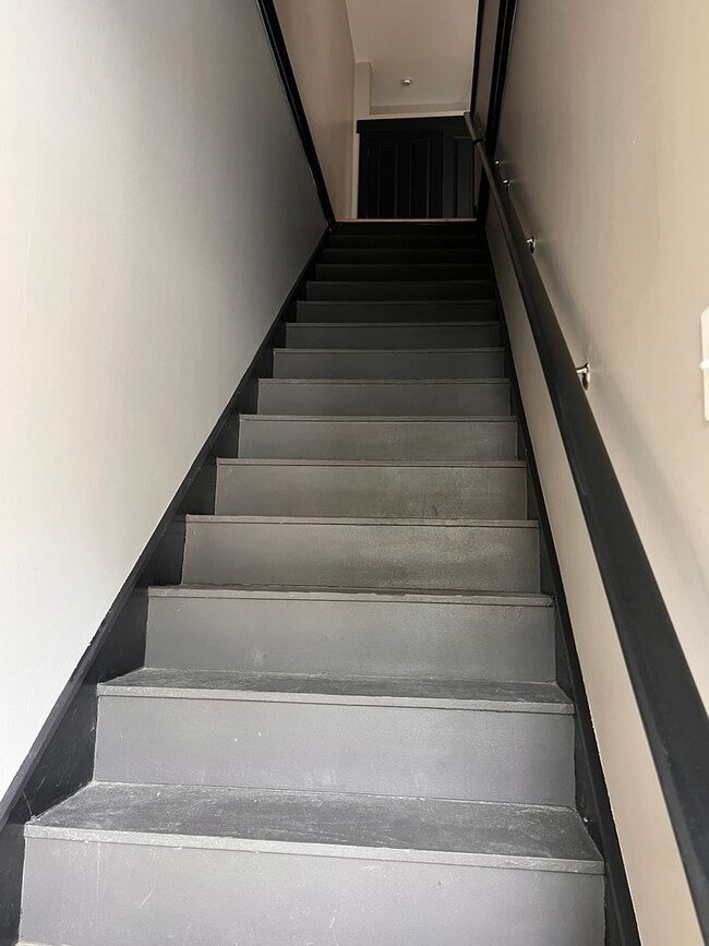 Photo - 214 N 6th St Unidad 214 1/2 N 6th