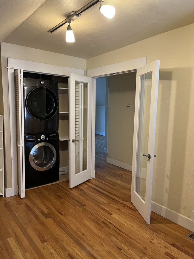 Photo - 405 E Virginia Ave Unit 405 E. Virginia Ave.