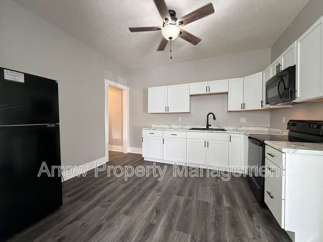 Photo - 926 A St Unit A