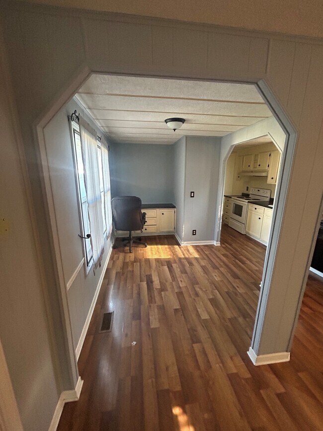 Photo - 38 Poplar Dr