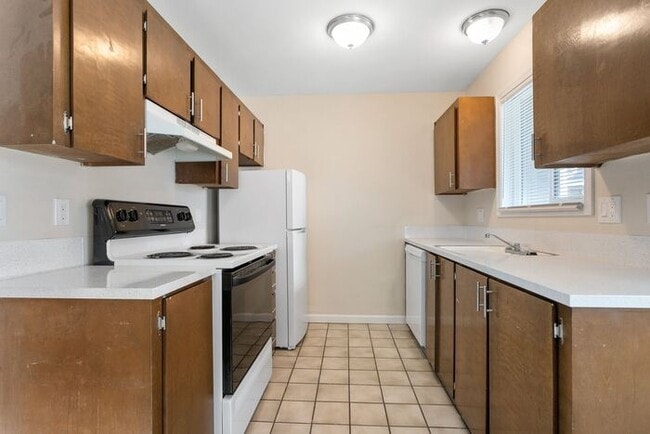 Photo - Spacious 2 Bed 1 Bath In Quiet Community