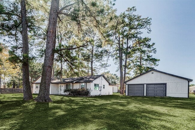 Photo - 18526 Fenske Rd