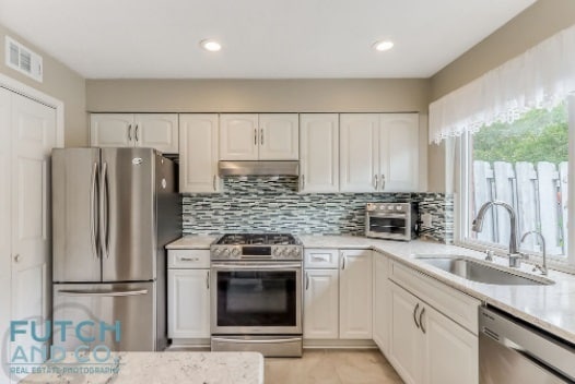 Photo - 73 Knollwood Ln