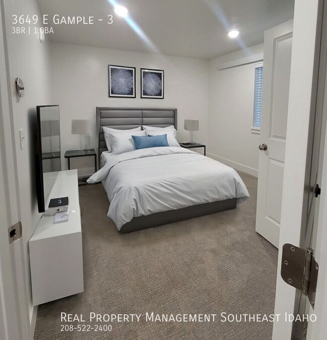 Photo - 3649 E Gample Ave Unidad 3