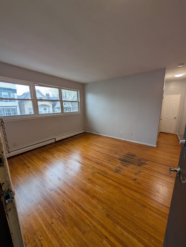 57 Maple Ave C1 - 61 Maple Ave Unidad C1