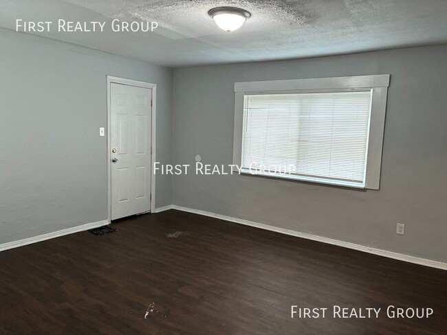 Photo - 2921 N Main St Unit Apt. 5