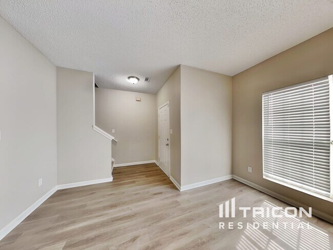 Photo - 5090 Oakley Commons Blvd