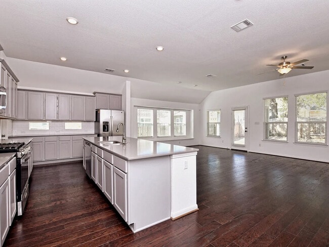 Room in Single Family Home on Panzano Dr