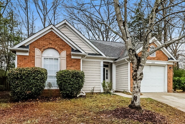 Photo - 12102 Kempshott Ct
