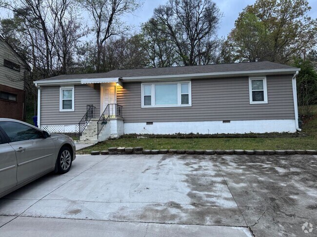 Building Photo - 711 Barton Ave Rental