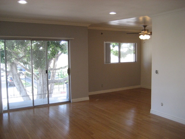 3901 Tilden Ave