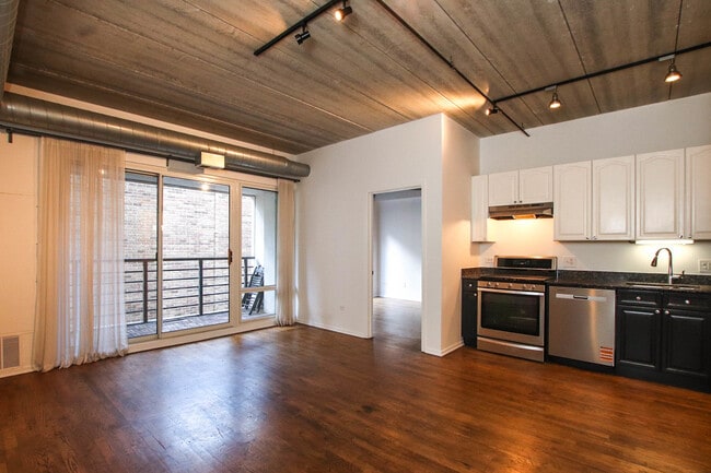 Photo - 1440 S Michigan Ave Unit 317
