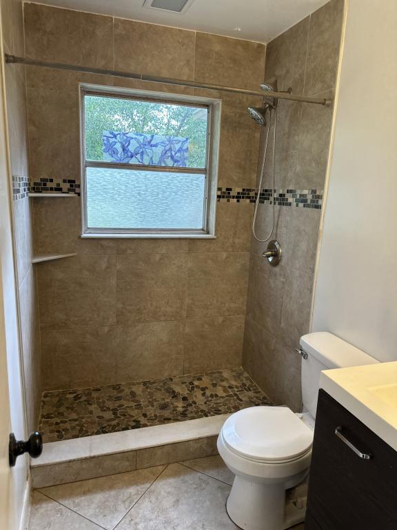 Photo - 1315 NE 53rd St