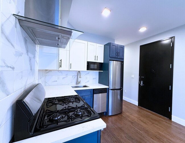 Photo - 126 RANDOLPH Ave Unidad 3L