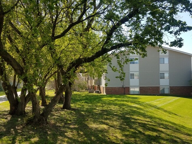 Kimberly Club Apartments