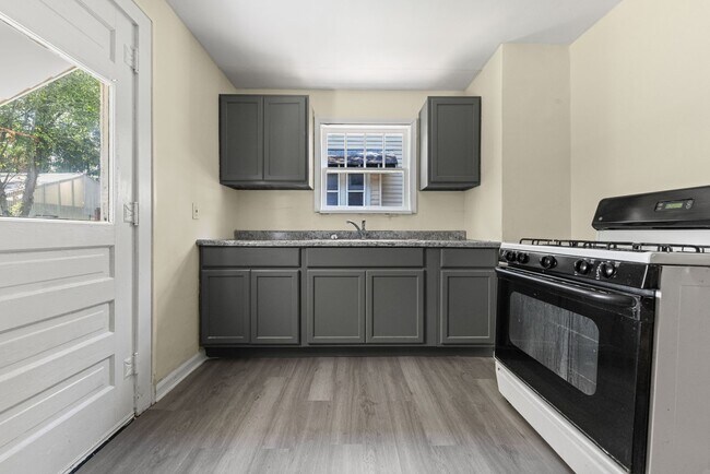 Photo - Classic Goodyear Heights Colonial — Hardwo...