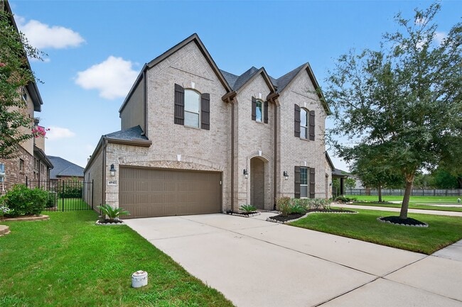 Photo - 4947 Thunder Creek Ln