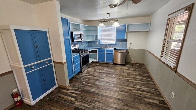 Photo - 748 Highland Pkwy