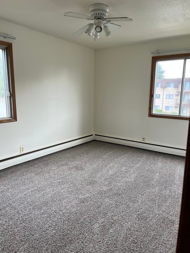 BR 2 - Parkside Apartments