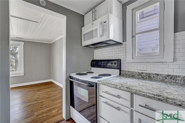 Photo - 914-916 E 34th St Unit 1711 Ott