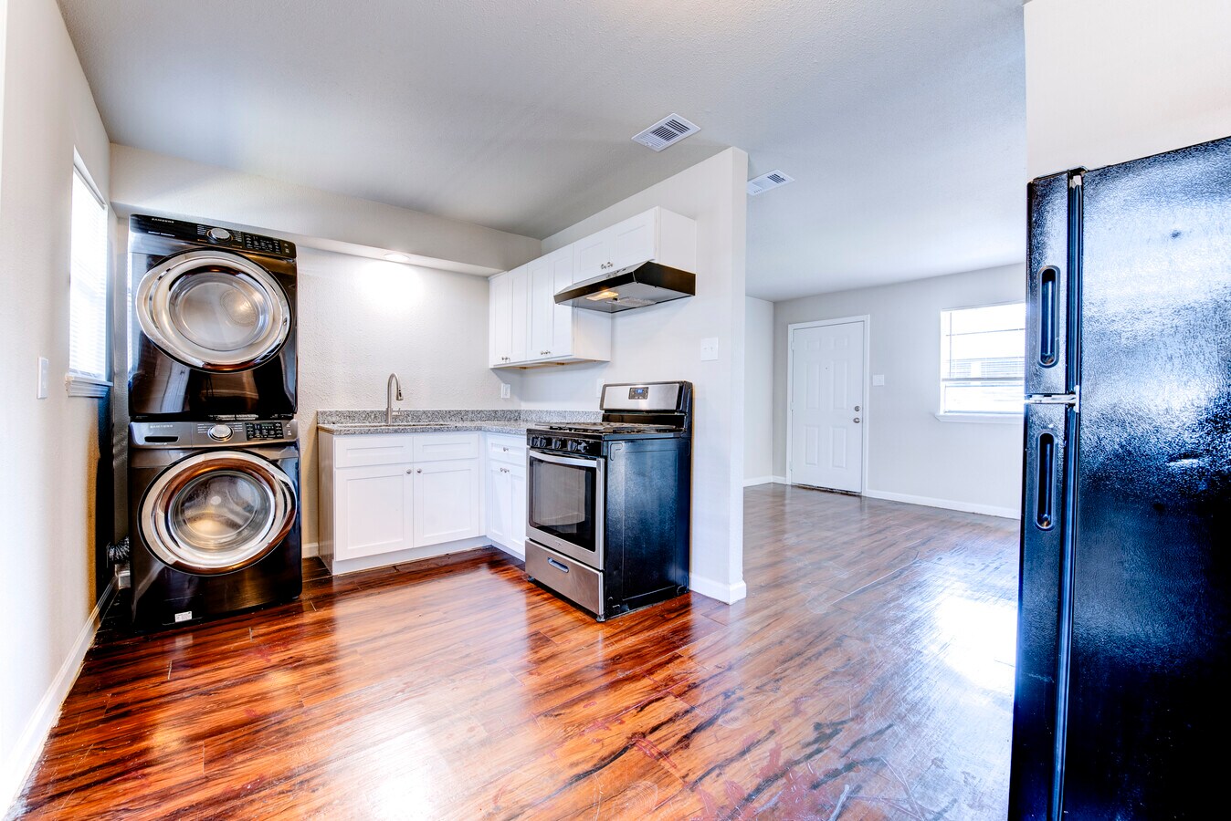 Courtyard Living - Courtyard Living Condo Unit 5521