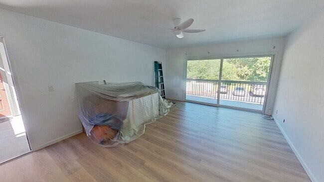 Photo - Amazing One Bedroom/ One Bath La Goleta Condo