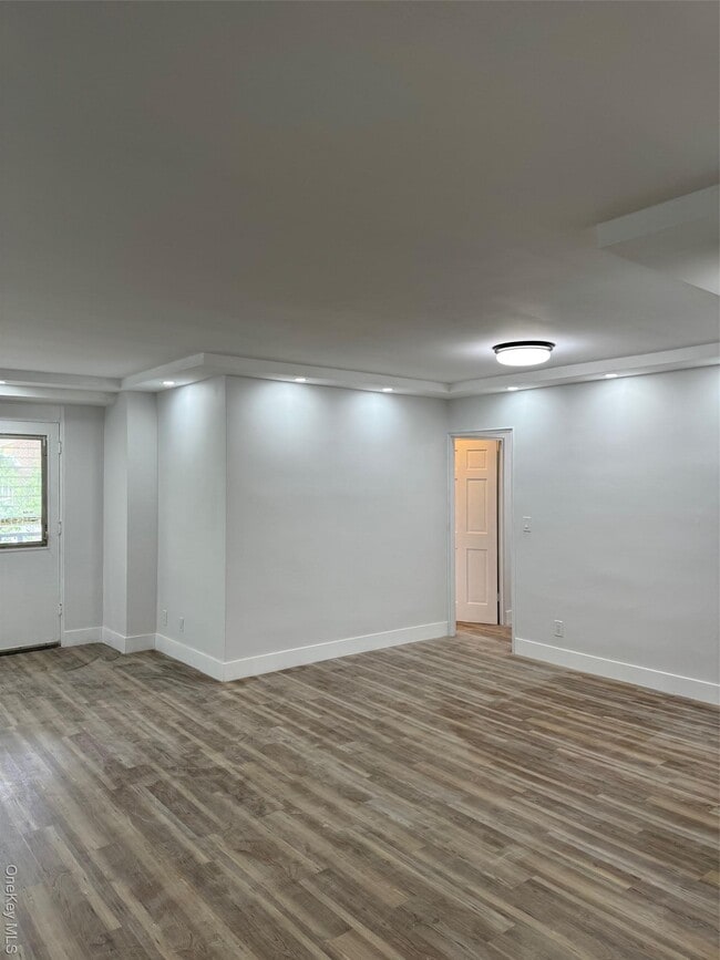 Photo - 61-45 98th St Unit 2E