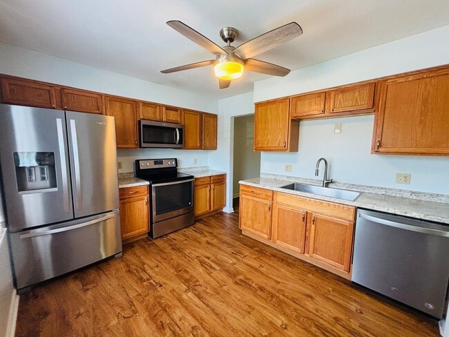 Photo - 2419 Ridge Rd