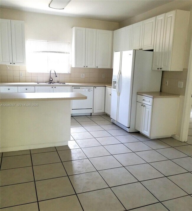 Photo - 4812 Washington St Unit 147