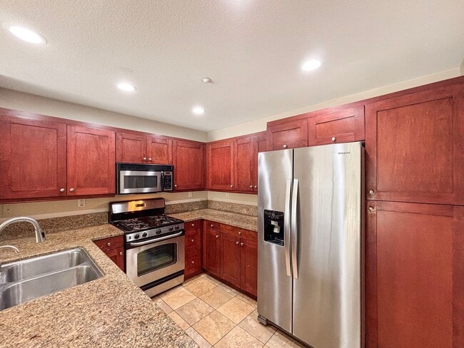 Photo - SD: Bright 2BD/2.5BA Townhome in Point Loma with Fireplace, Private Balcony & Tandem Garage