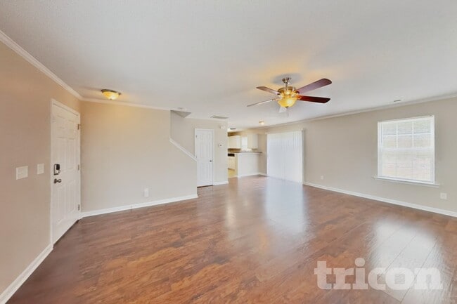 Photo - 223 Pebblestone Dr