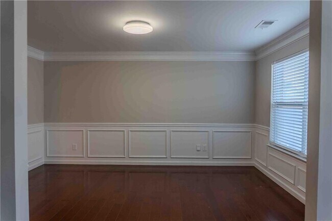 Photo - 11037 Southwood Dr