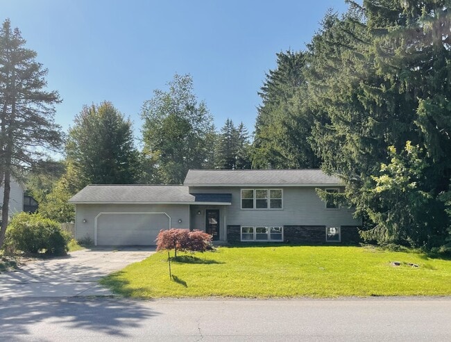 Building Photo - 3885 140th Ave Rental