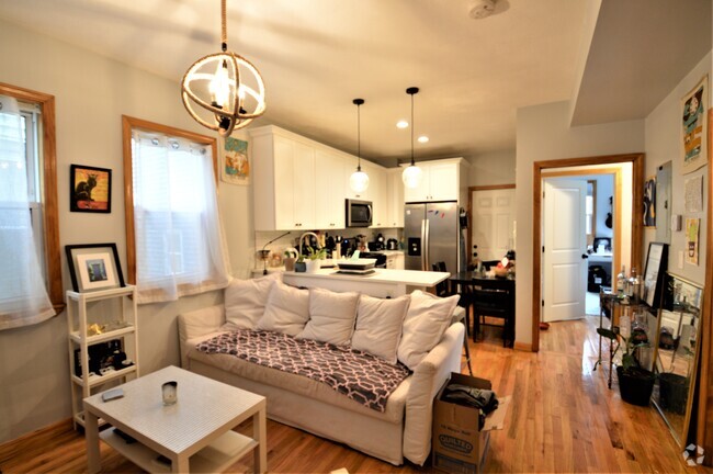 Building Photo - 179 Putnam St Rental