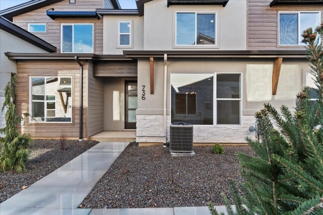Photo - Brand New 3 Bed 2.5 Bath Townhouse With Many Amenities