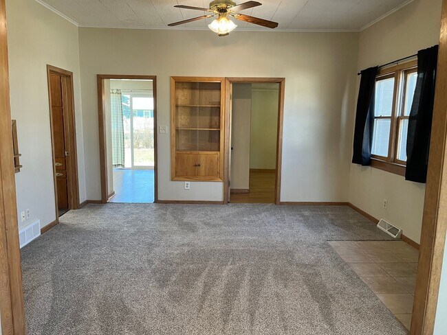 Photo - 4 Bedroom/2 Bath House For Rent in Harrisburg, SD!!