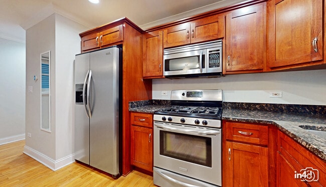 Photo - 1504 W Augusta Blvd Unit 1