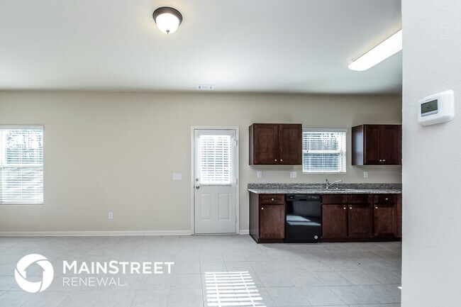 Photo - 35 Olivia Wy