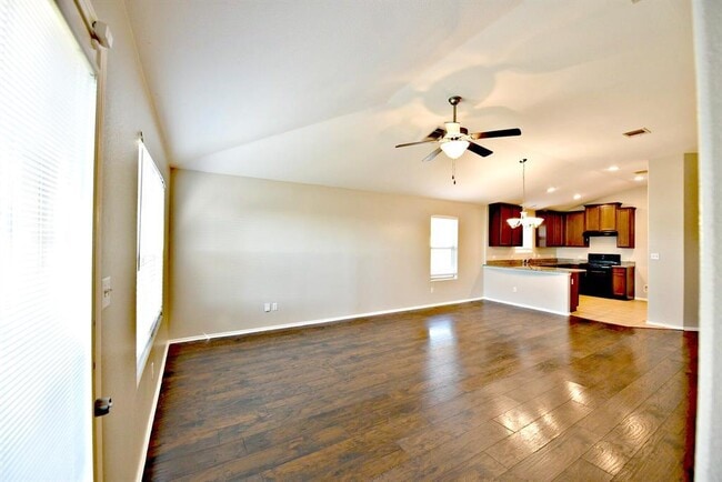 17708 Bridgefarmer Blvd