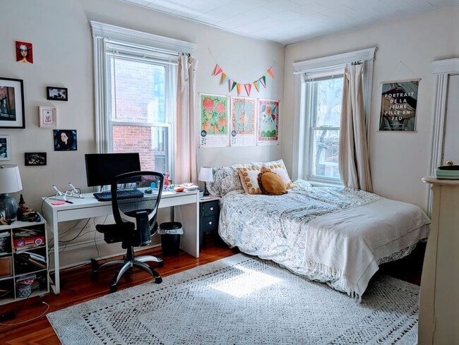 Building Photo - 16 Fuller St