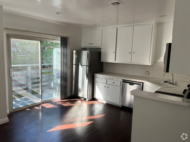 Building Photo - 8315 W Manchester Ave Unit 4 Rental