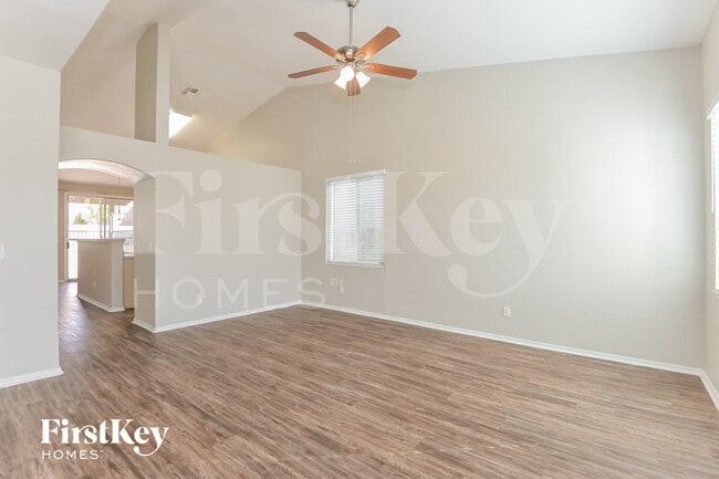 Photo - 2920 W Calle Lucinda