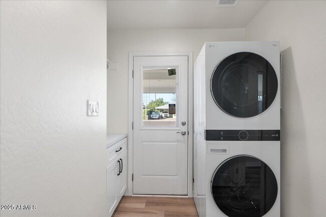 Photo - 2623 N 74th Pl