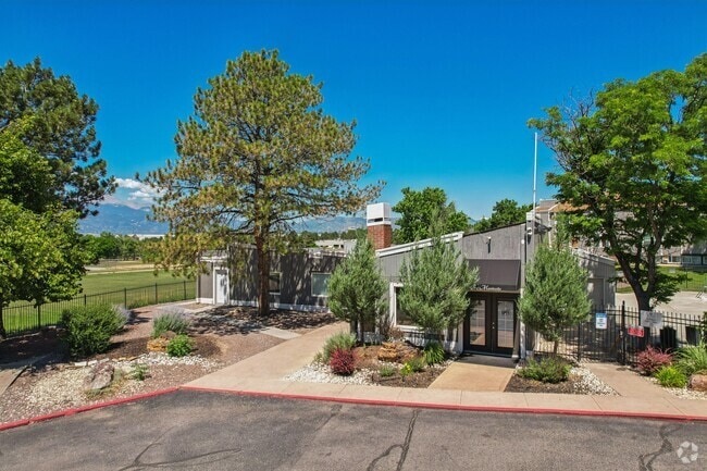 Building Photo - The Montecito Rental