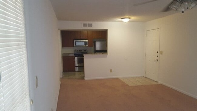 Photo - Lexington Place - 1615 Unit 1615