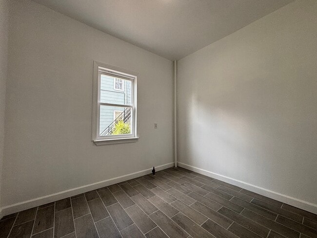 62 Dehart Pl