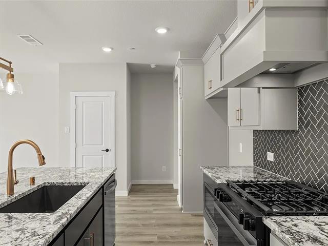 Photo - 2902 Wheelhouse Wy